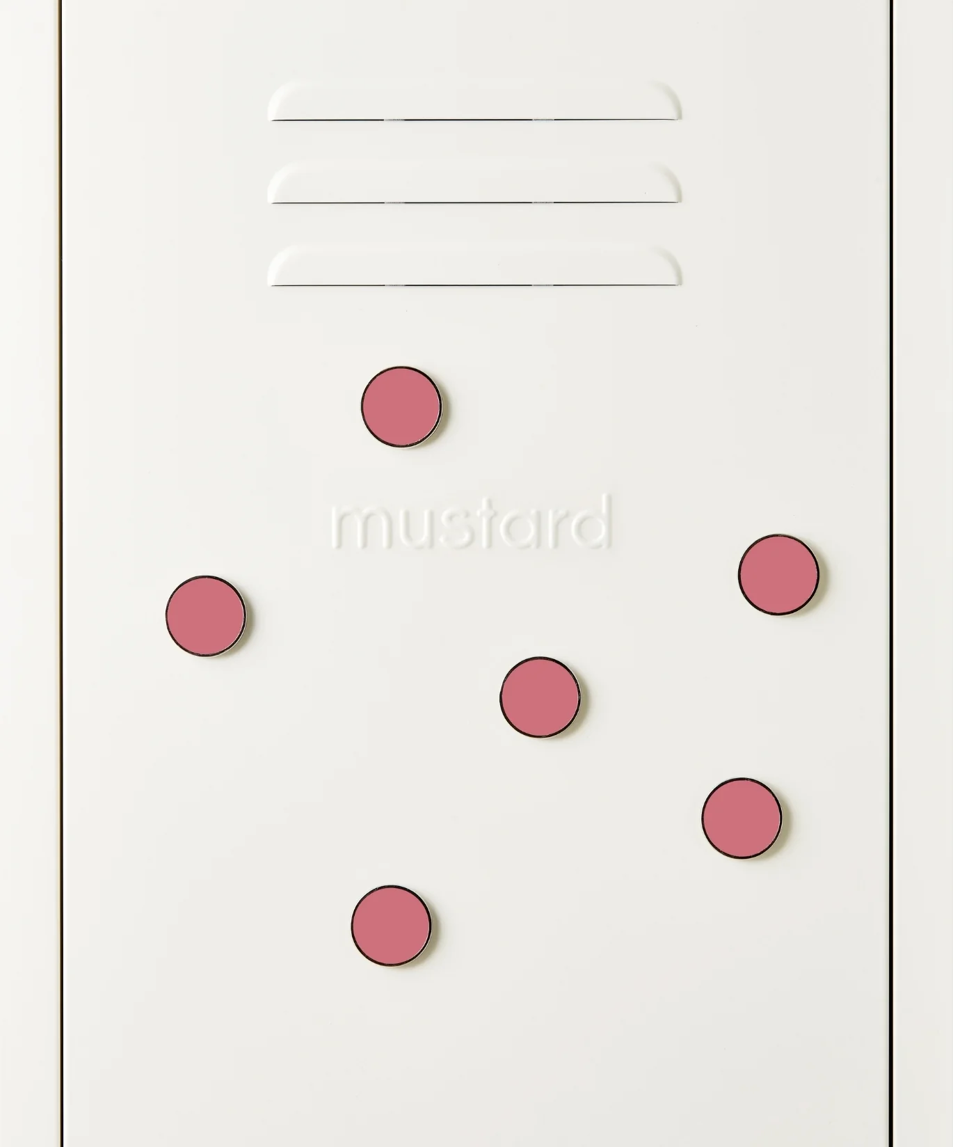 The Buttons in Berry - Image 5
