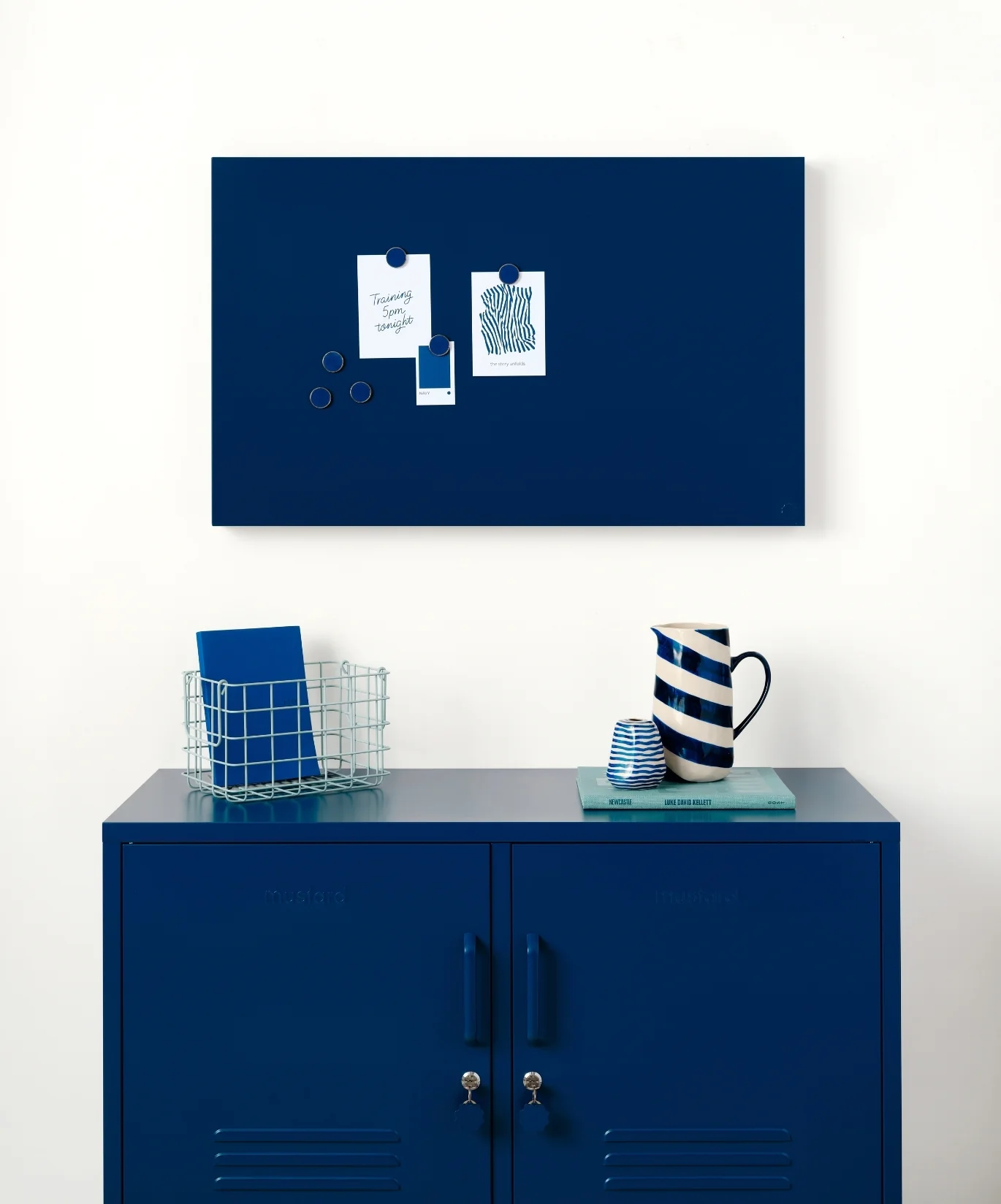 The Buttons in Navy - Image 5