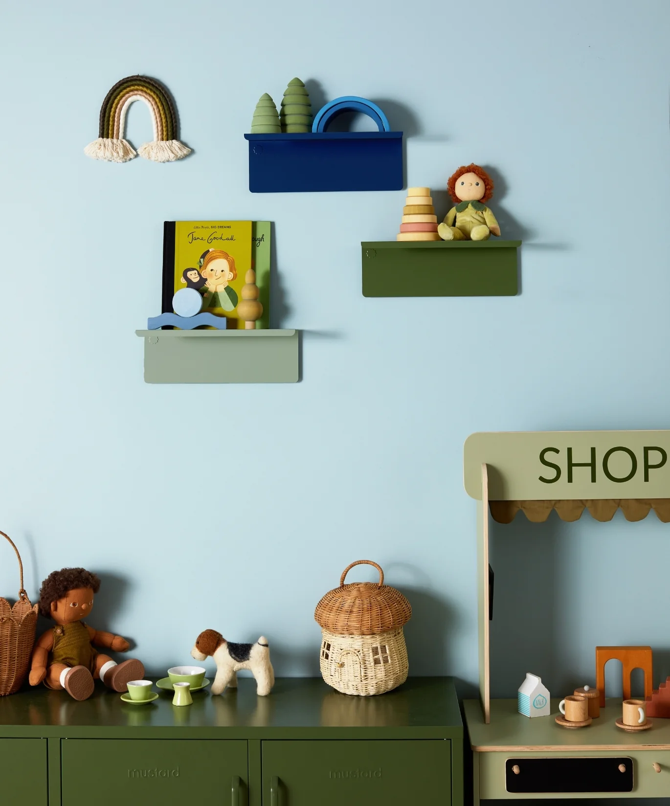 The Ledge in Navy - Small - Image 9