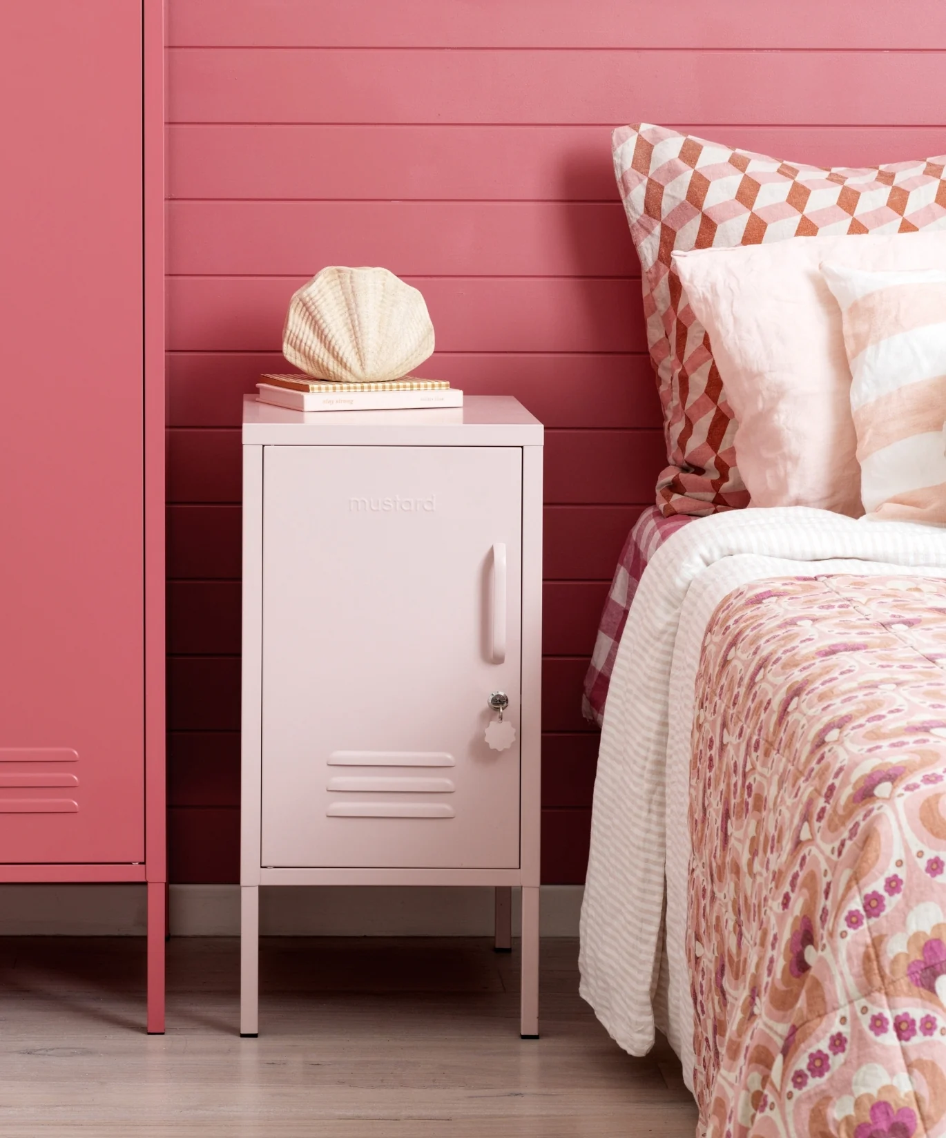 The Shorty in Blush to the Left - Image 4