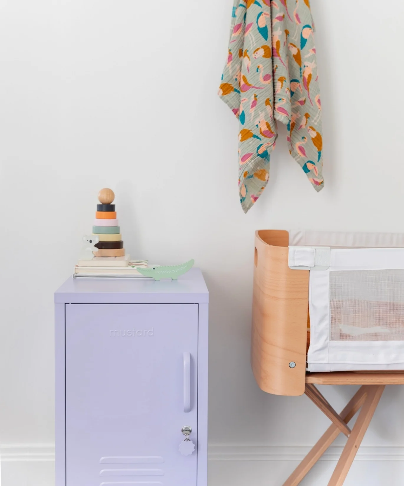 The Shorty in Lilac to the Left - Image 6