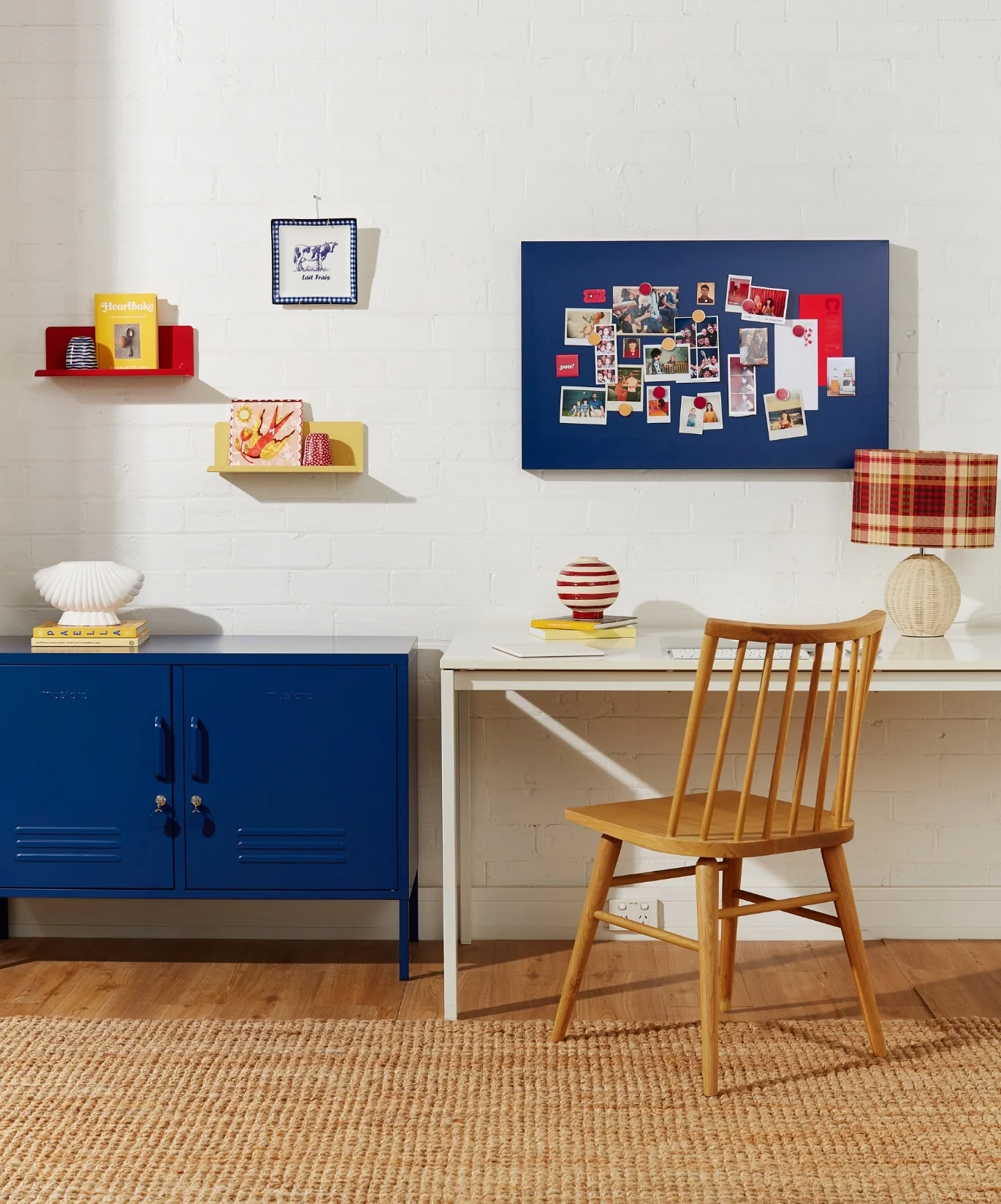 The Storyboard in Navy - Image 6