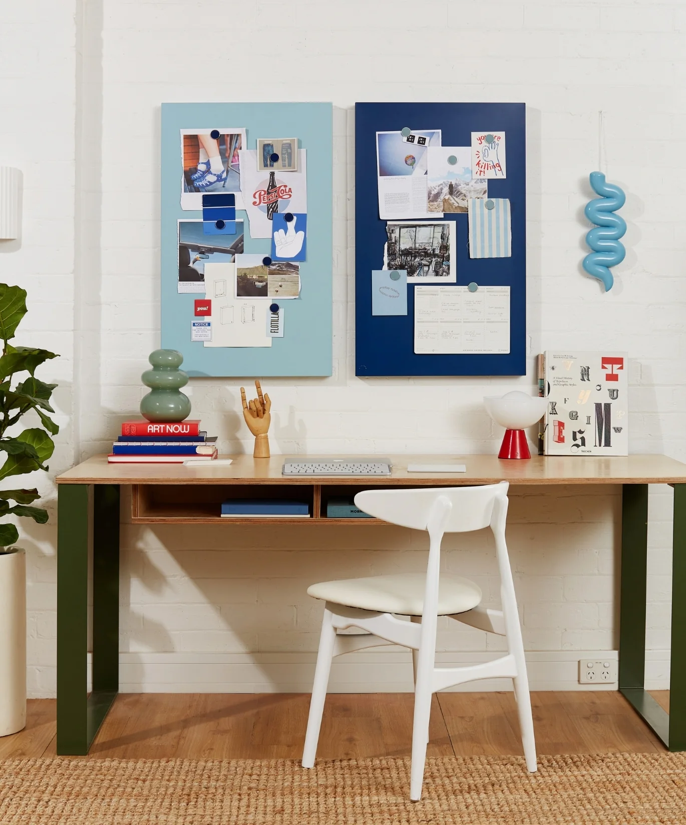The Storyboard in Navy - Image 8