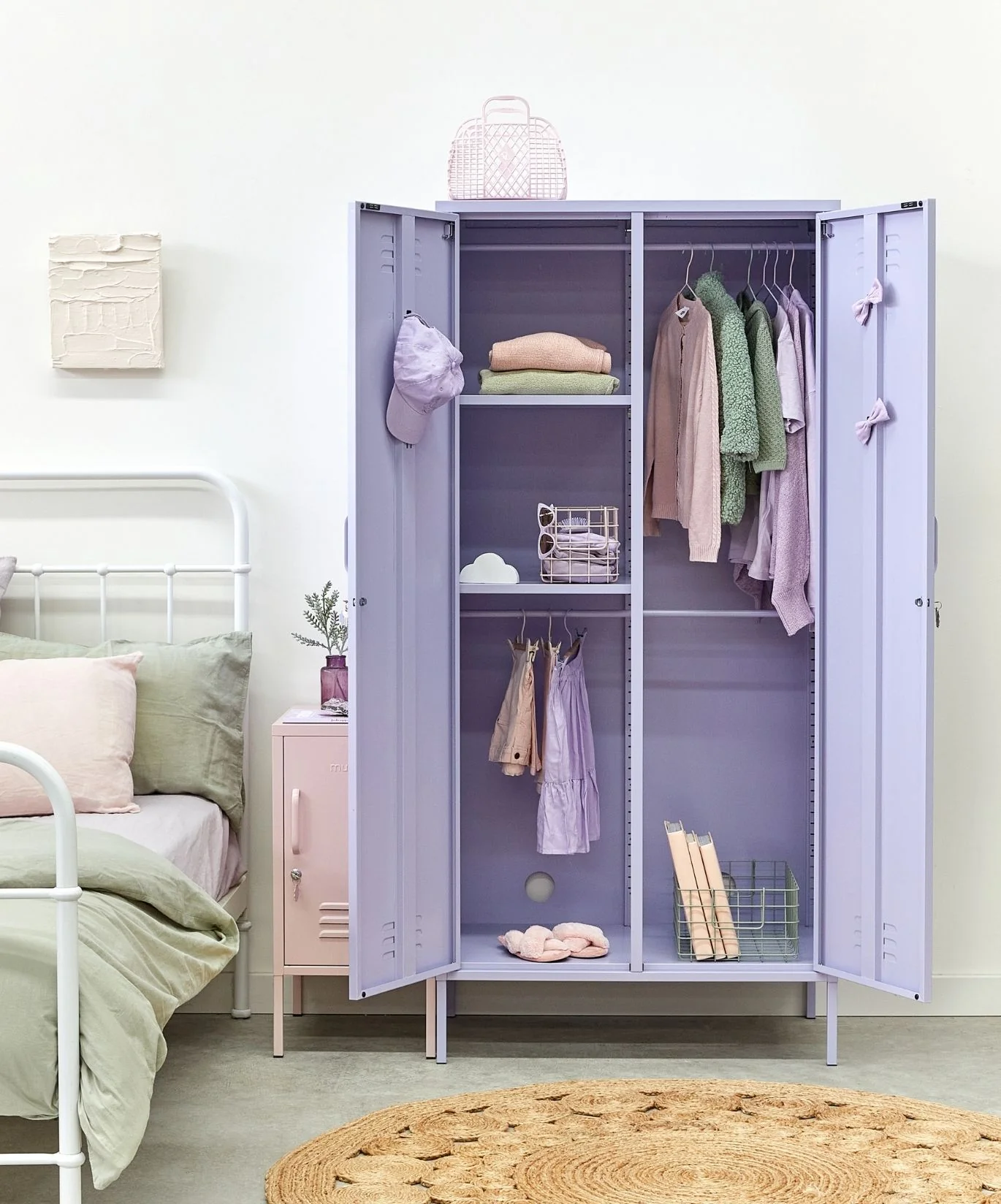 The Twinny in Lilac - Image 6